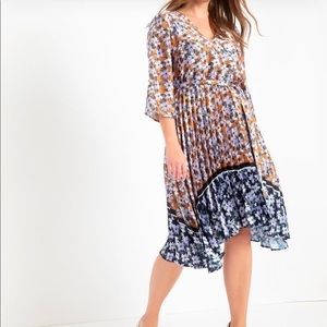 Eloquii Floral Mixed Print Satin Pleated Plus Size Midi Dress 20